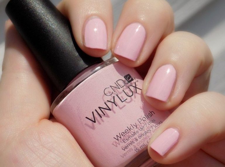 CND Vinylux Nail Polish. This is where hybrid manicure washes out.