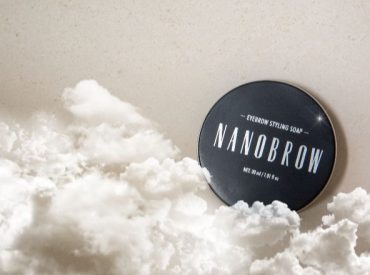 I’ve got the greatest eyebrow hit for you – Nanobrow Eyebrow Styling Soap. I feel like I need to share the marvelous brow product with my readers <3 The soap from Nanobrow is hot stuff on the cosmetic market though it’s a new thing. No more exaggerated over-the-top arches! The era of soap brows has […]